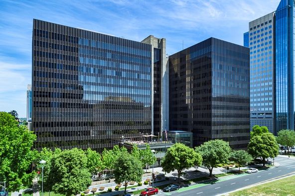 Plaza Five Fifty Five | 555 Capitol Mall: 555 Capitol Mall, Sacramento, CA 95814